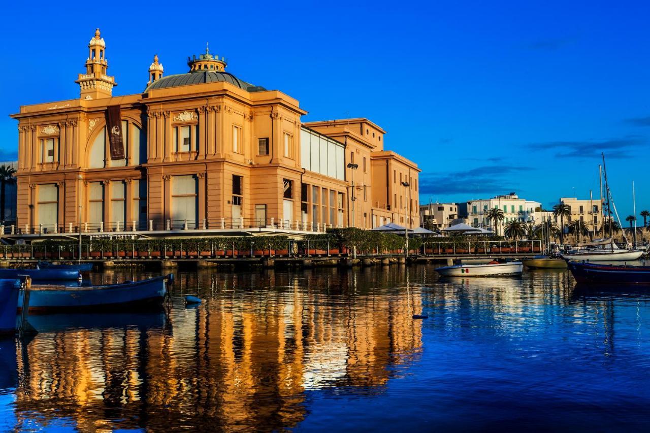 Viasparano B&B Bari Bagian luar foto