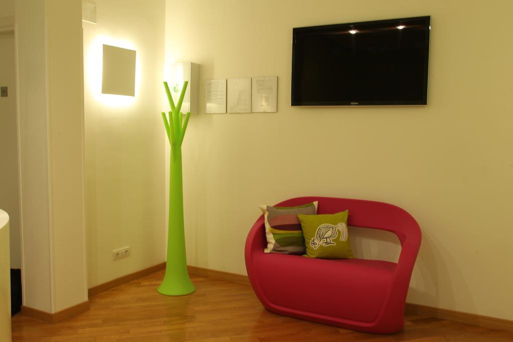 Viasparano B&B Bari Bagian luar foto
