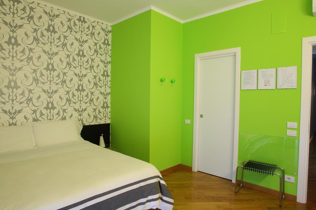 Viasparano B&B Bari Bagian luar foto
