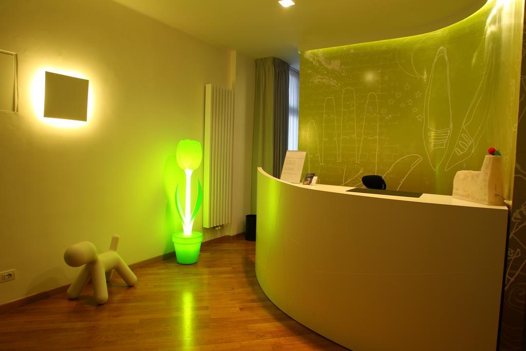 Viasparano B&B Bari Bagian luar foto