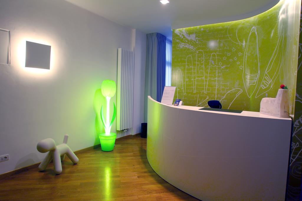Viasparano B&B Bari Bagian luar foto