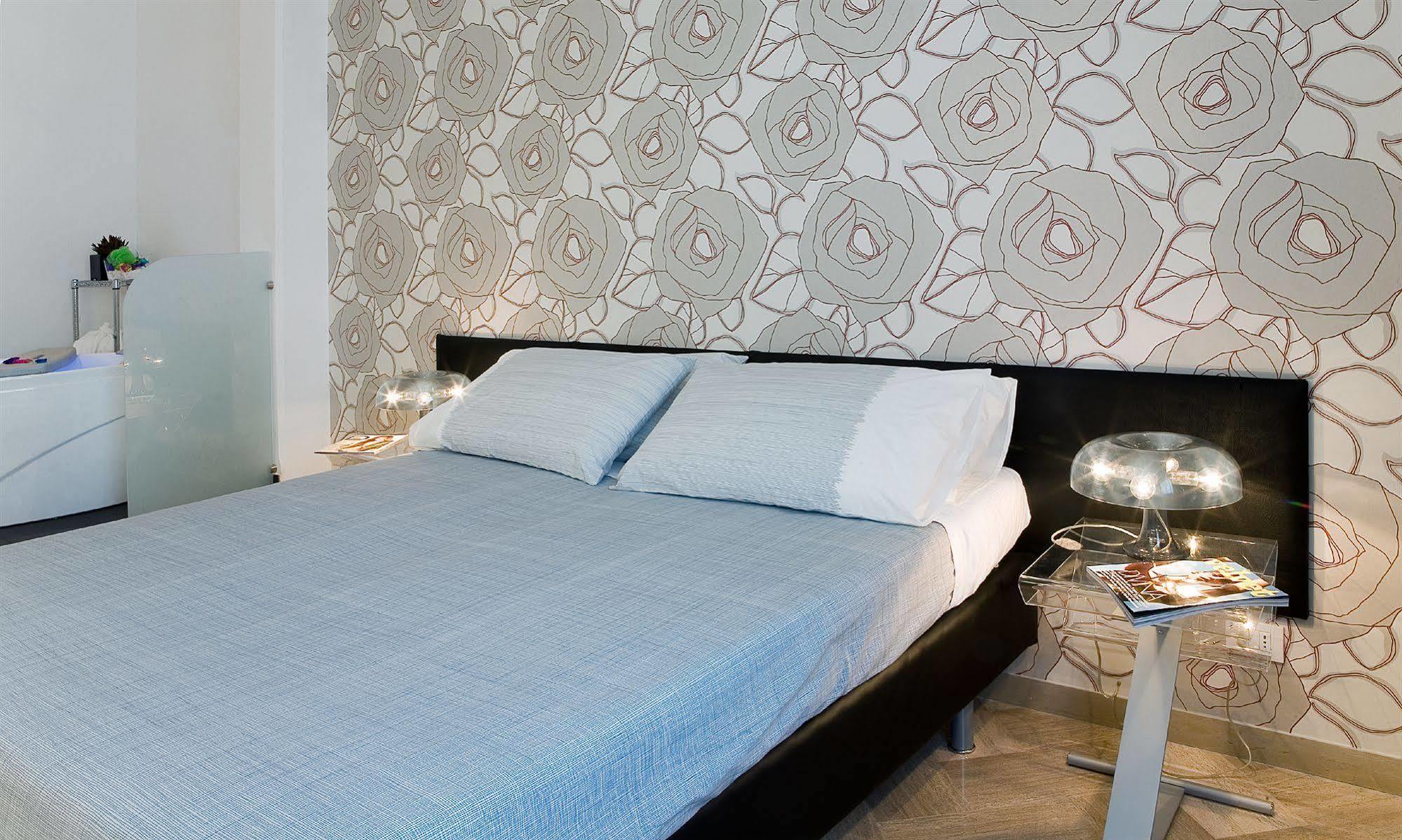Viasparano B&B Bari Bagian luar foto