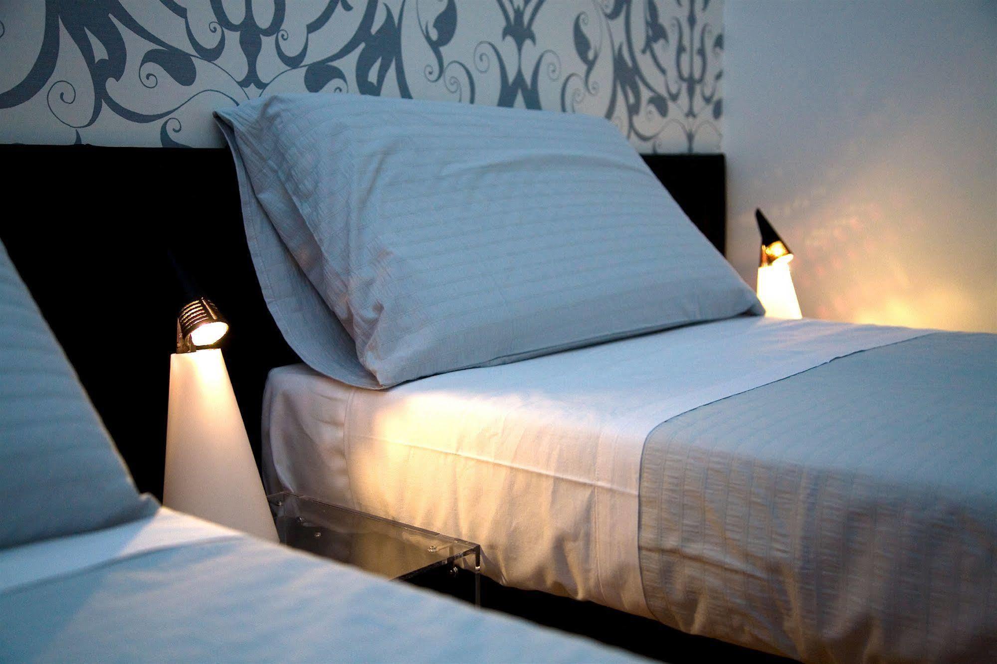 Viasparano B&B Bari Bagian luar foto